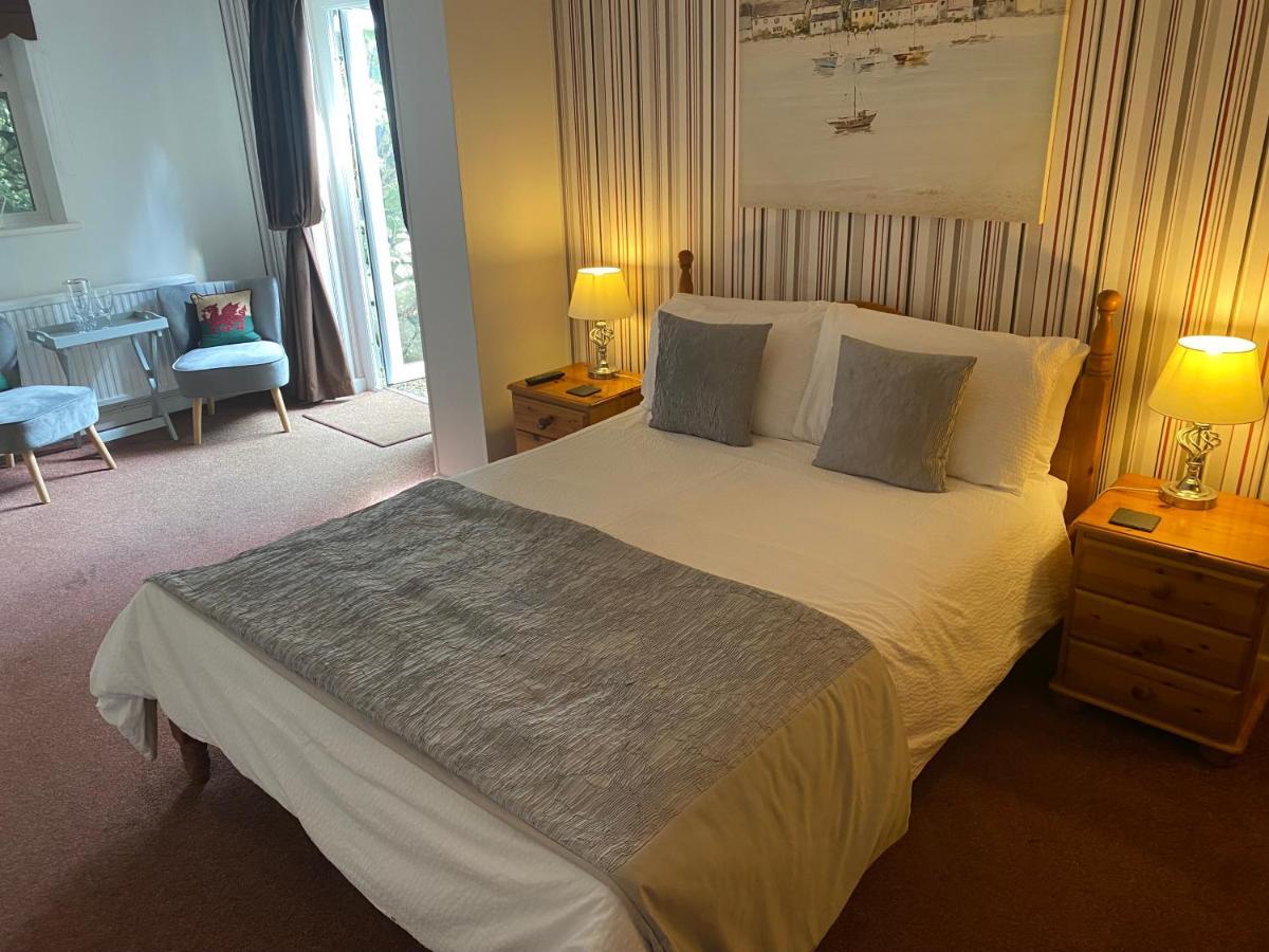 Talybont Bed And Breakfast Barmouth Exterior photo